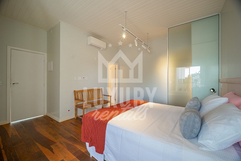 Mansão de Cinco Suítes próximo a Praia de Geribá por Luxury