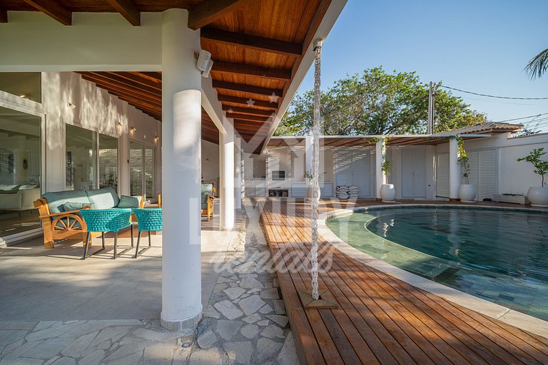Mansão de Cinco Suítes próximo a Praia de Geribá por Luxury