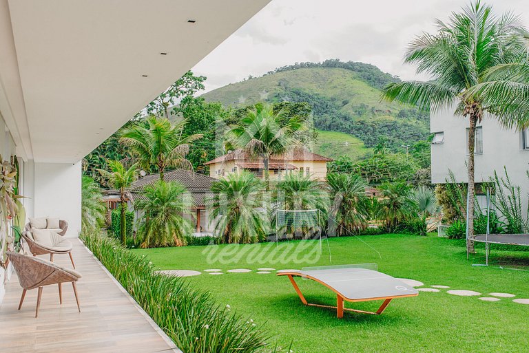 Imponente Mansão em Angra dos Reis por Luxury Rentals