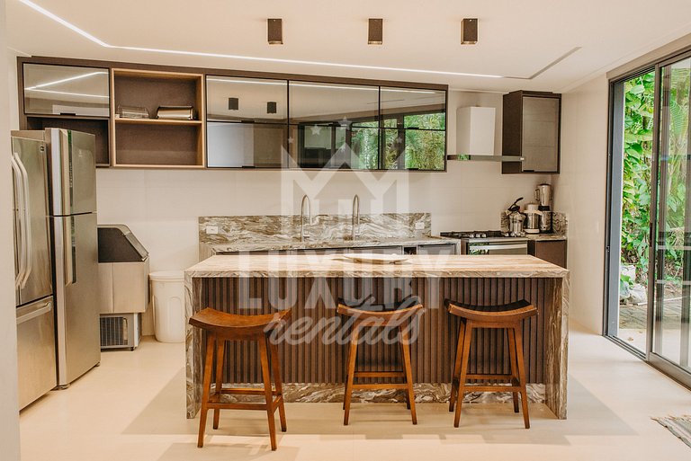 Imponente Mansão em Angra dos Reis por Luxury Rentals