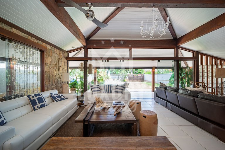 Casa com Cinco Suítes em Geribá por Luxury Rentals