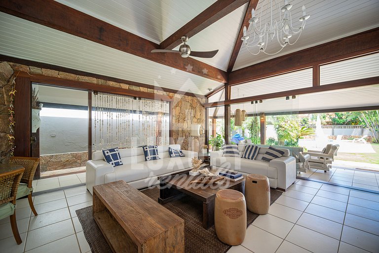 Casa com Cinco Suítes em Geribá por Luxury Rentals