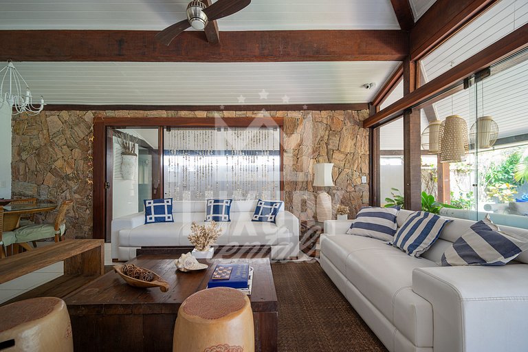 Casa com Cinco Suítes em Geribá por Luxury Rentals