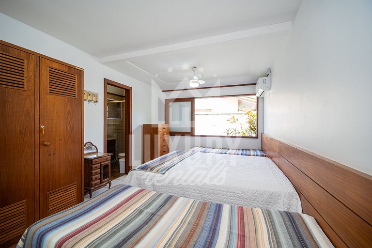 Casa com Cinco Suítes em Geribá por Luxury Rentals