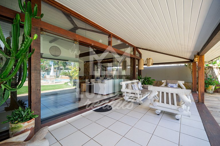 Casa com Cinco Suítes em Geribá por Luxury Rentals