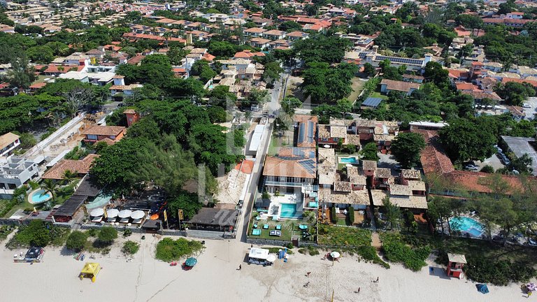 Mansão Pé na Areia com Dez Suítes em Geribá