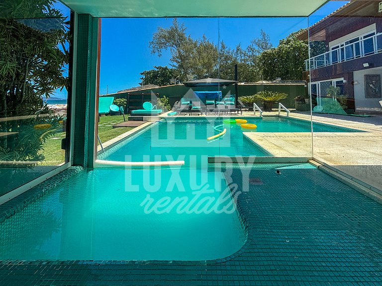 Mansão Pé na Areia com Dez Suítes em Geribá