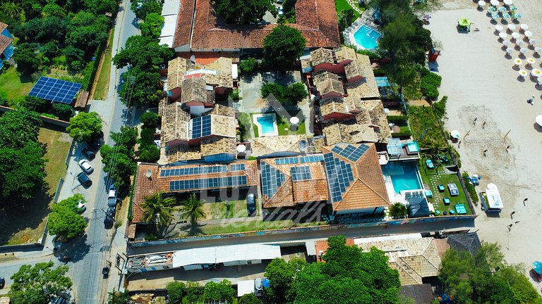 Mansão Pé na Areia com Dez Suítes em Geribá
