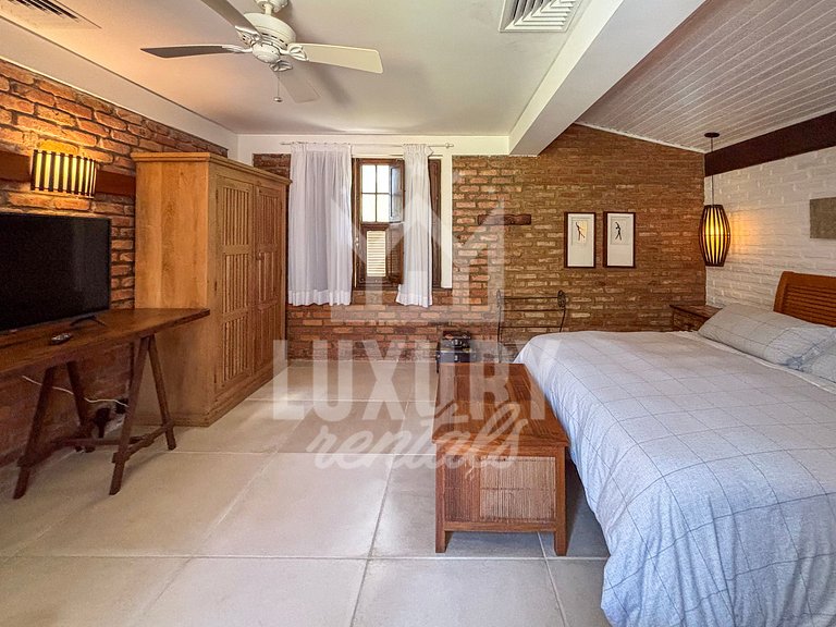 Villa na Costa da Ferradura com Cinco Suites