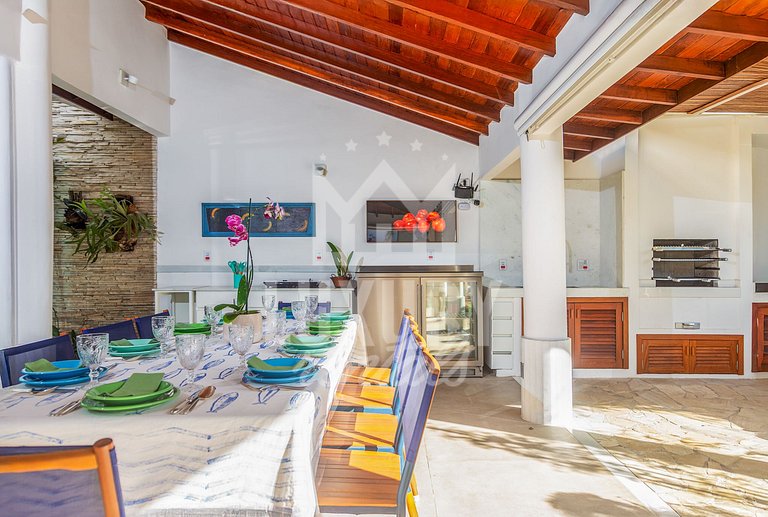 Mansão de Cinco Suítes próximo a Praia de Geribá por Luxury