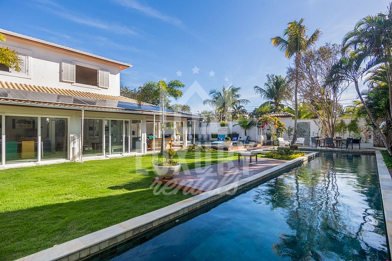 Mansão de Cinco Suítes próximo a Praia de Geribá por Luxury