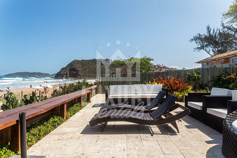 Mansão Pé na Areia da Praia de Geribá com Seis Suítes Por Lu