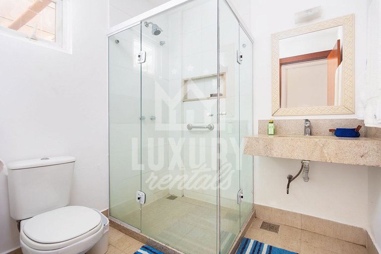 Mansão Pé na Areia da Praia de Geribá com Seis Suítes Por Lu