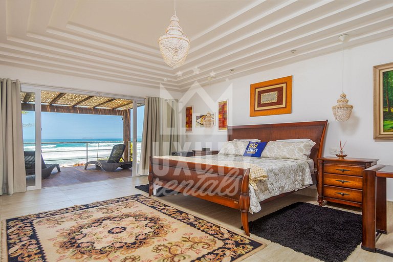 Mansão Pé na Areia da Praia de Geribá com Seis Suítes Por Lu