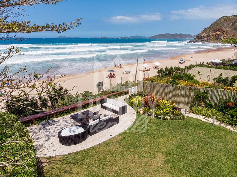 Mansão Pé na Areia da Praia de Geribá com Seis Suítes Por Lu