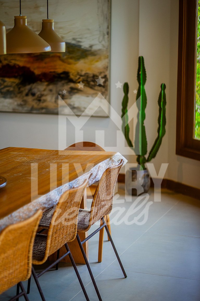 Refúgio de Luxo com Vista para as Montanhas