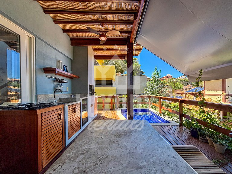 Casa em Condomínio com Acesso Direto à Geribá