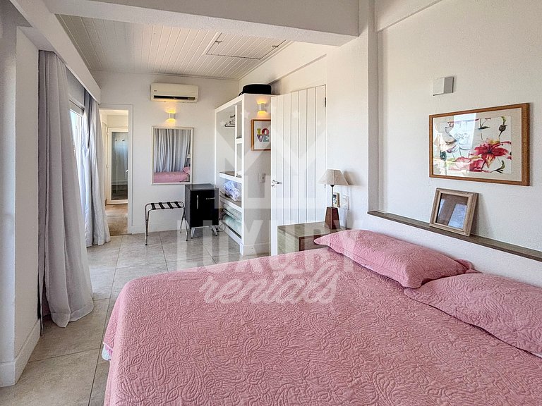 Casa em Condomínio com Acesso Direto à Geribá