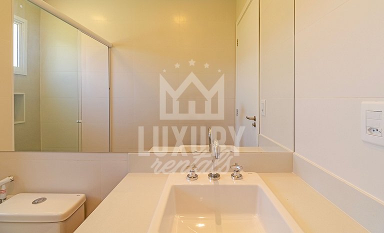 Casa Luxo com 4 suítes e piscina-Centro de Búzios