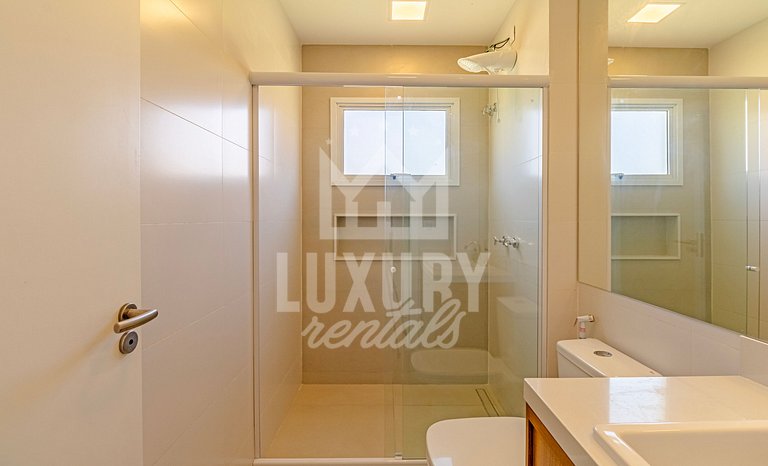 Casa Luxo com 4 suítes e piscina-Centro de Búzios