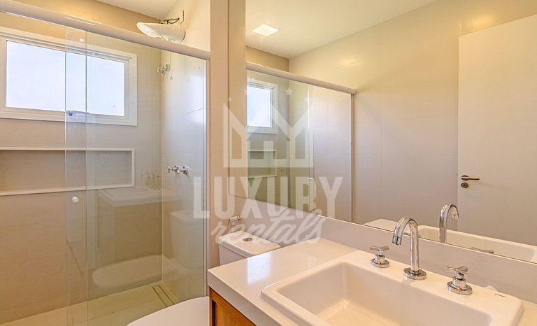 Casa Luxo com 4 suítes e piscina-Centro de Búzios