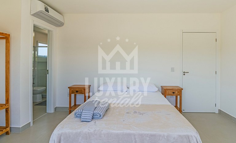 Casa Luxo com 4 suítes e piscina-Centro de Búzios