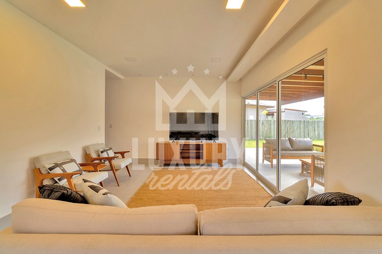 Casa Luxo com piscina no centro de Búzios