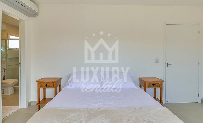 Casa Luxo com piscina no centro de Búzios