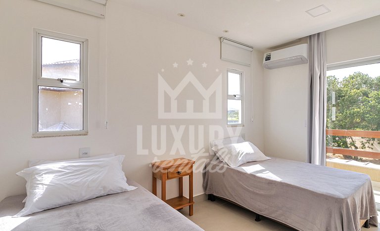 Casa Luxo com piscina no centro de Búzios