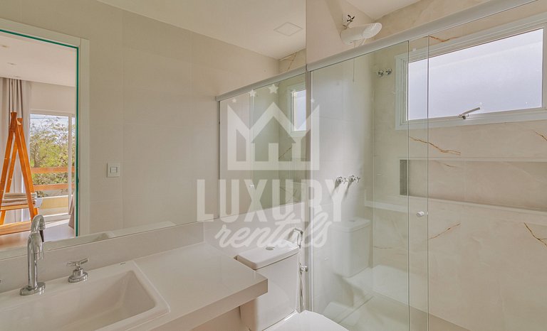 Casa Luxo com piscina no centro de Búzios