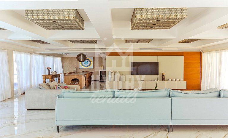 Luxo na Areia com Academia por Luxury Rentals