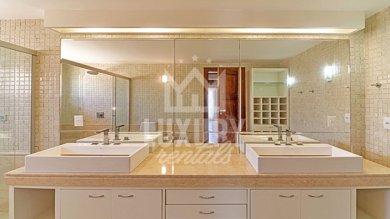 Luxo na Areia com Academia por Luxury Rentals