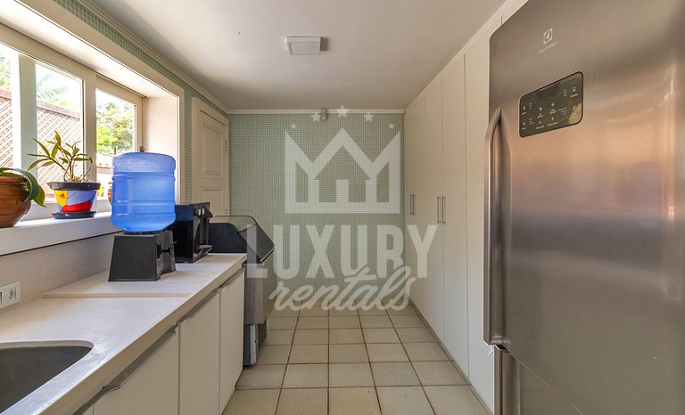 Luxo na Areia com Academia por Luxury Rentals