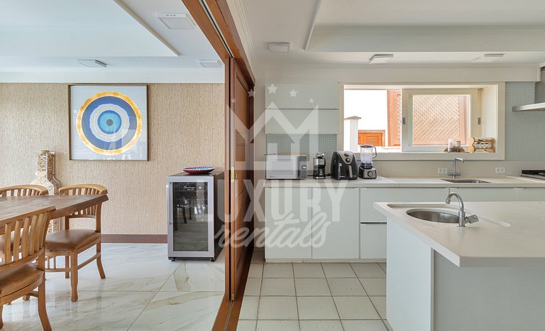 Luxo na Areia com Academia por Luxury Rentals