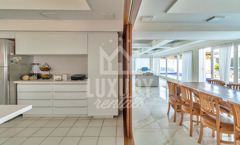Luxo na Areia com Academia por Luxury Rentals