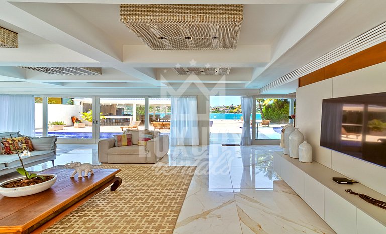 Luxo na Areia com Academia por Luxury Rentals