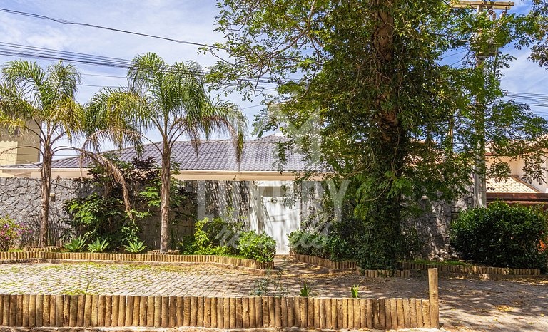 Luxo na Areia com Academia por Luxury Rentals