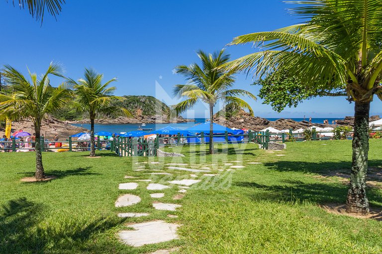 Casa de Luxo Seis Suítes na Ferradurinha
