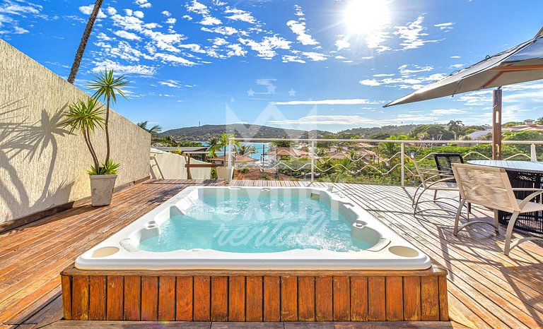 Mansão frente Praia Ferradura por Luxury Rentals