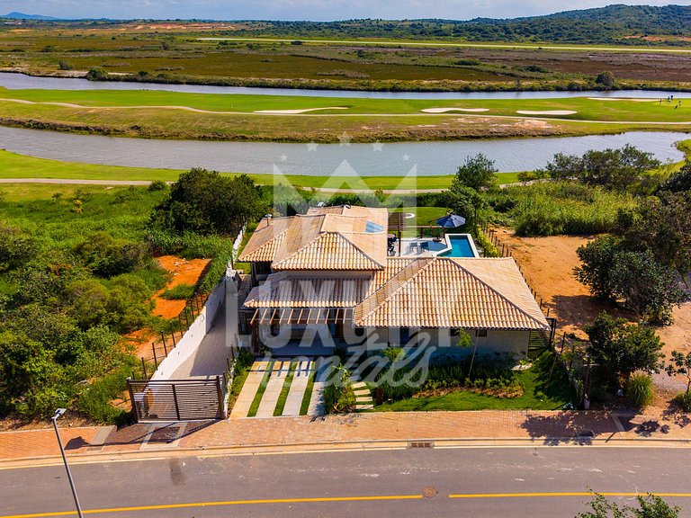 Villa Golf | 5 Suítes, Piscina Aquecida e Jacuzzi