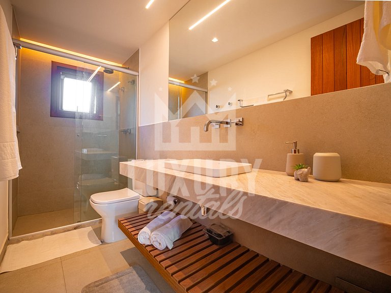 Villa Golf | 5 Suítes, Piscina Aquecida e Jacuzzi