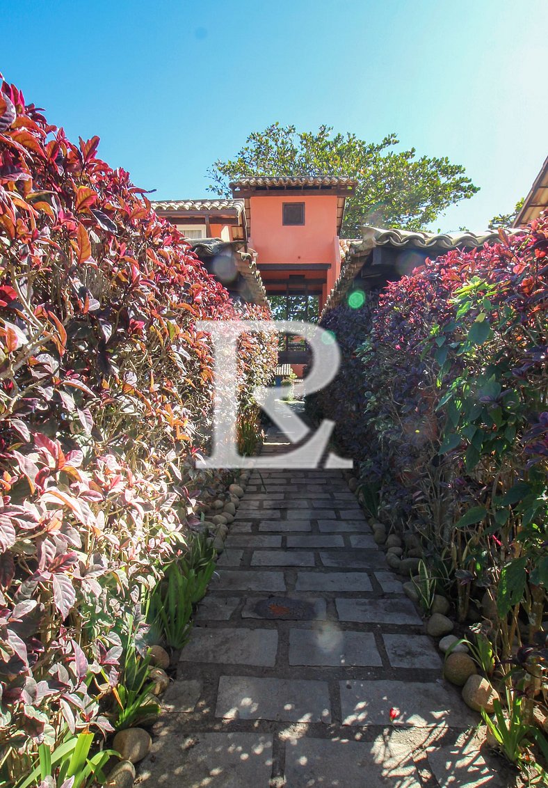 Casa em Condomínio Privado na Beira da Praia por Luxury Rent